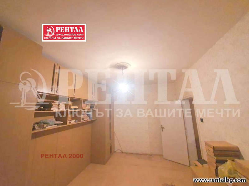 Продава 3-СТАЕН, гр. Пловдив, Кючук Париж, снимка 6 - Aпартаменти - 47944198