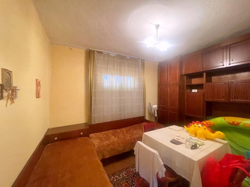 Te koop  Huis regio Plovdiv , Parvomaj , 153 m² | 80414665 - afbeelding [7]