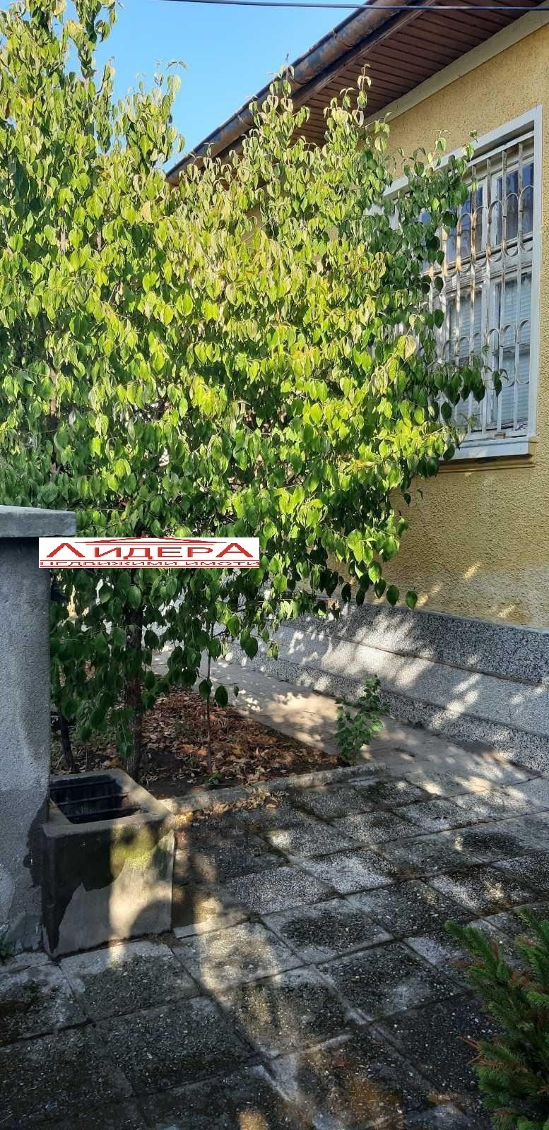 Продава КЪЩА, гр. Първомай, област Пловдив, снимка 6 - Къщи - 42271032