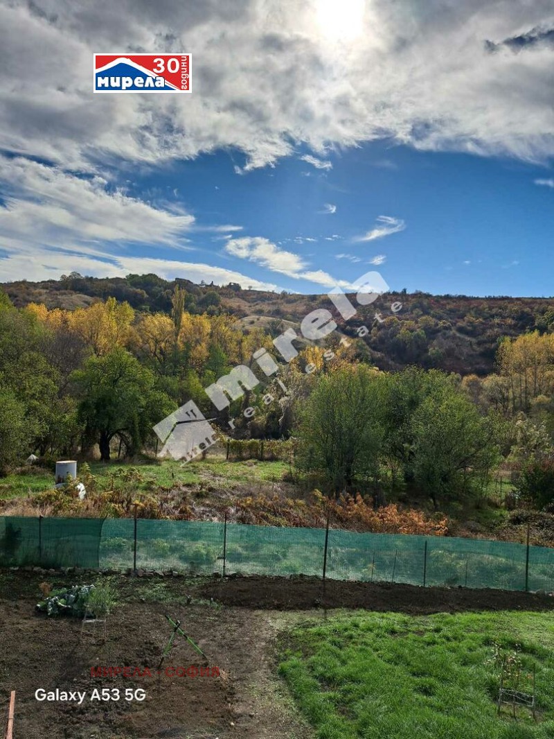 Продава КЪЩА, с. Хераково, област София област, снимка 13 - Къщи - 52238187