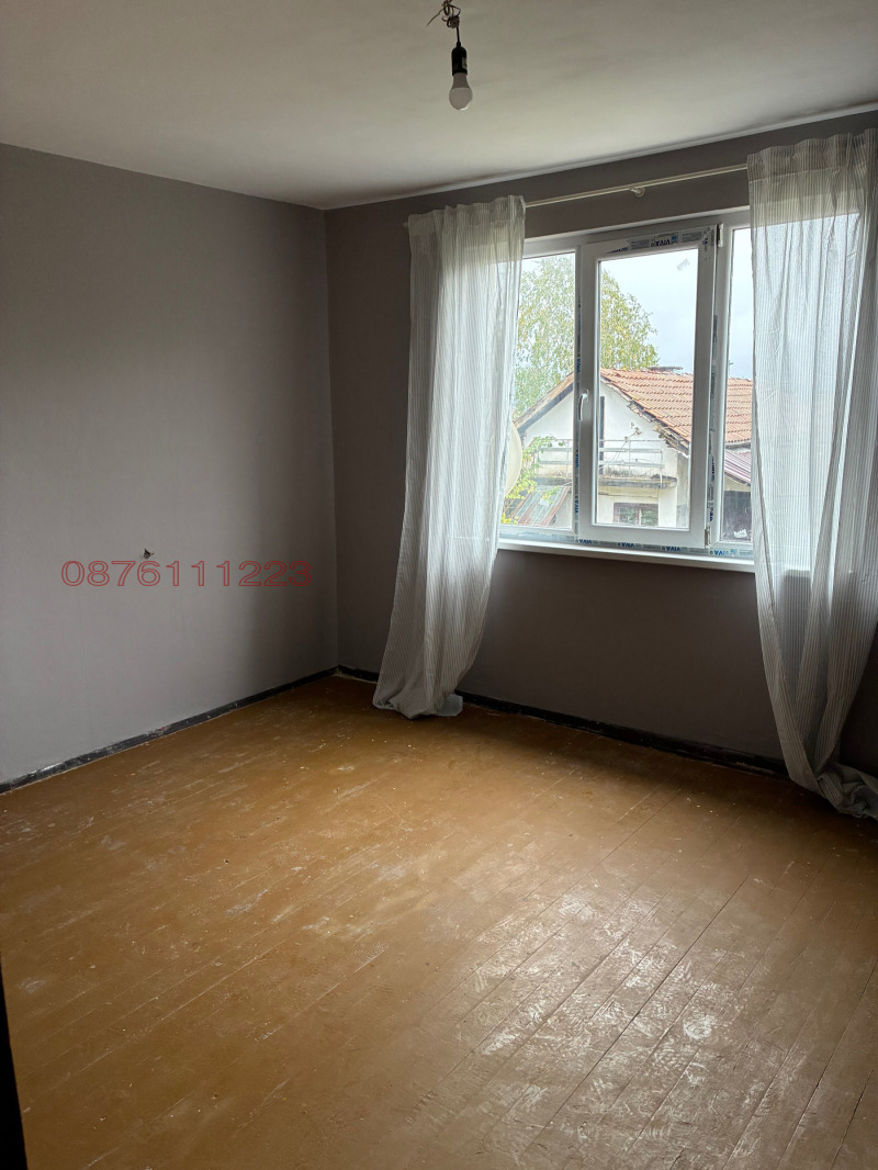 Продава КЪЩА, гр. Годеч, област София област, снимка 7 - Къщи - 53499325