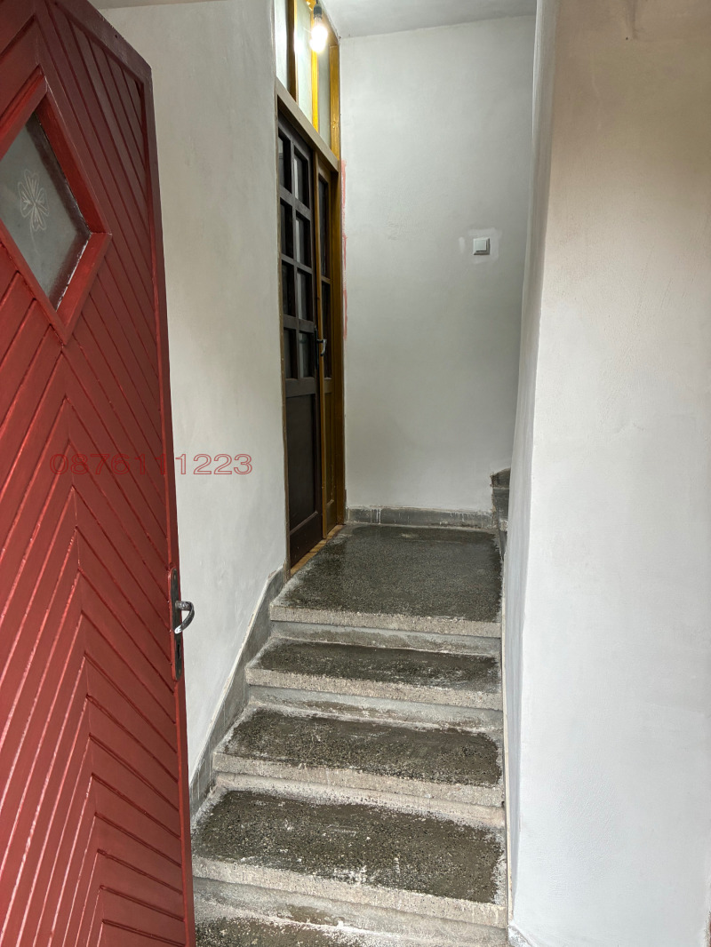 Продава КЪЩА, гр. Годеч, област София област, снимка 9 - Къщи - 53499325