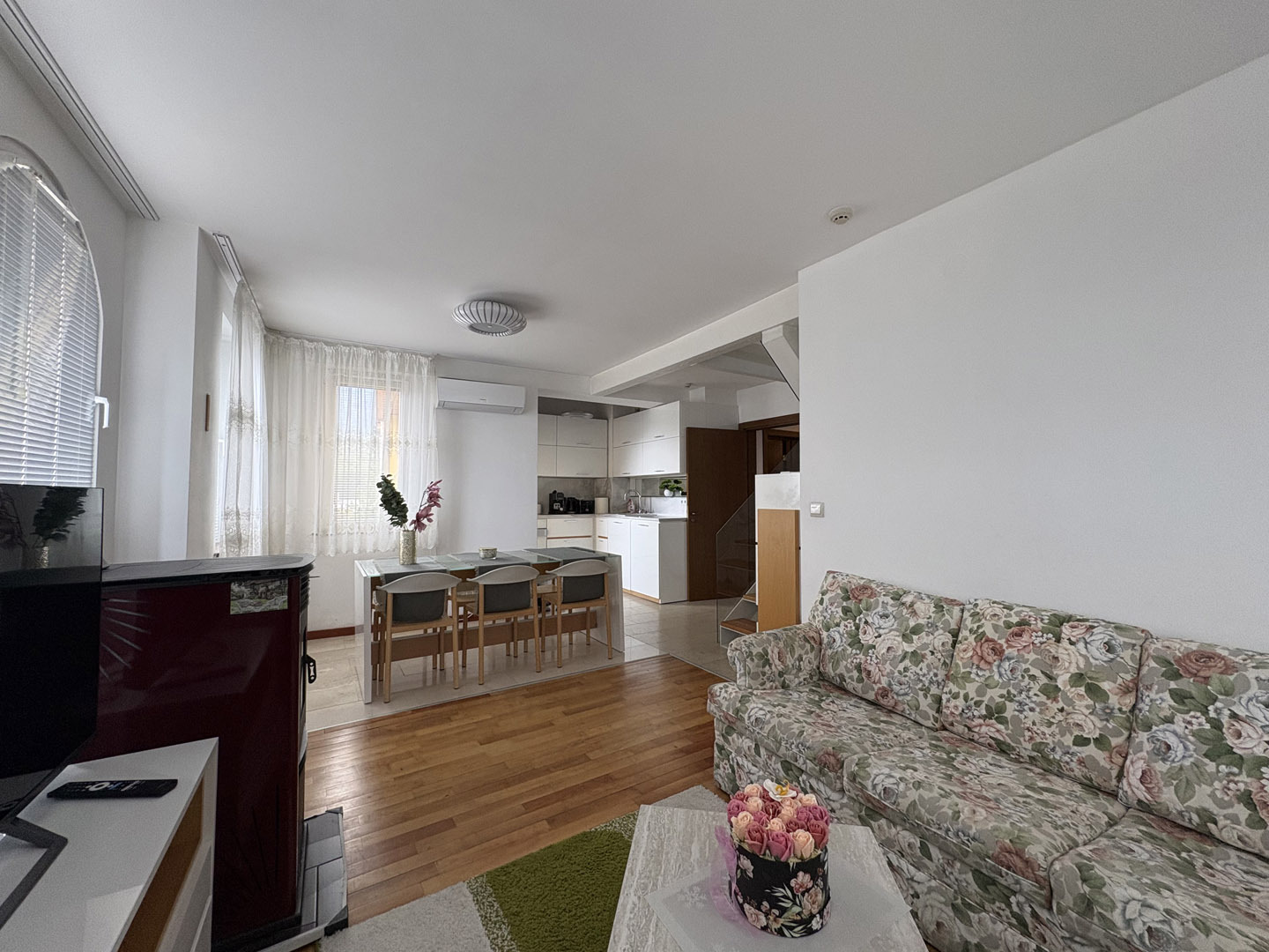 Продава МЕЗОНЕТ, гр. Разлог, област Благоевград, снимка 7 - Апартаменти - 53994459