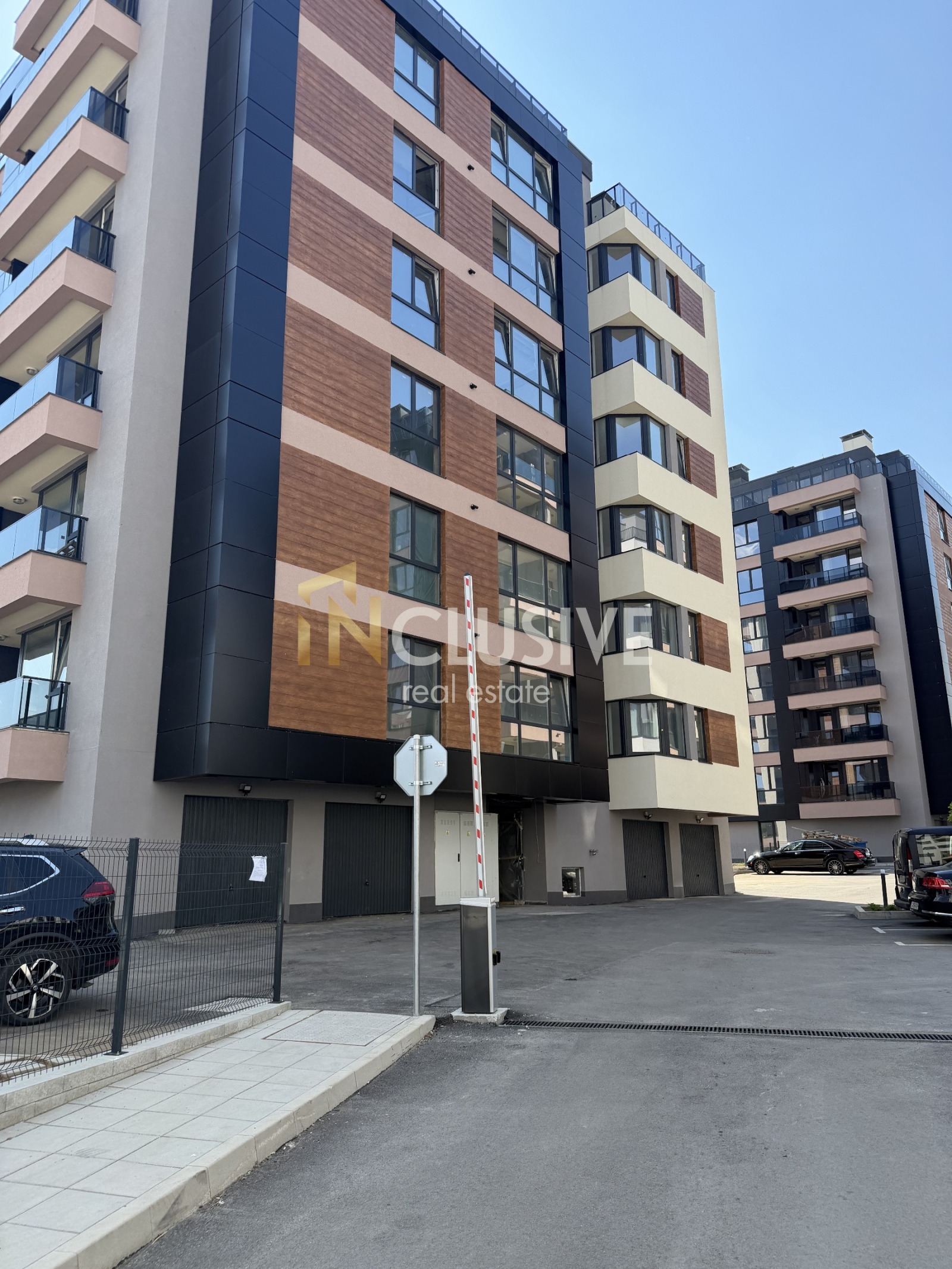 Продава ГАРАЖ, ПАРКОМЯСТО, гр. София, Люлин 5