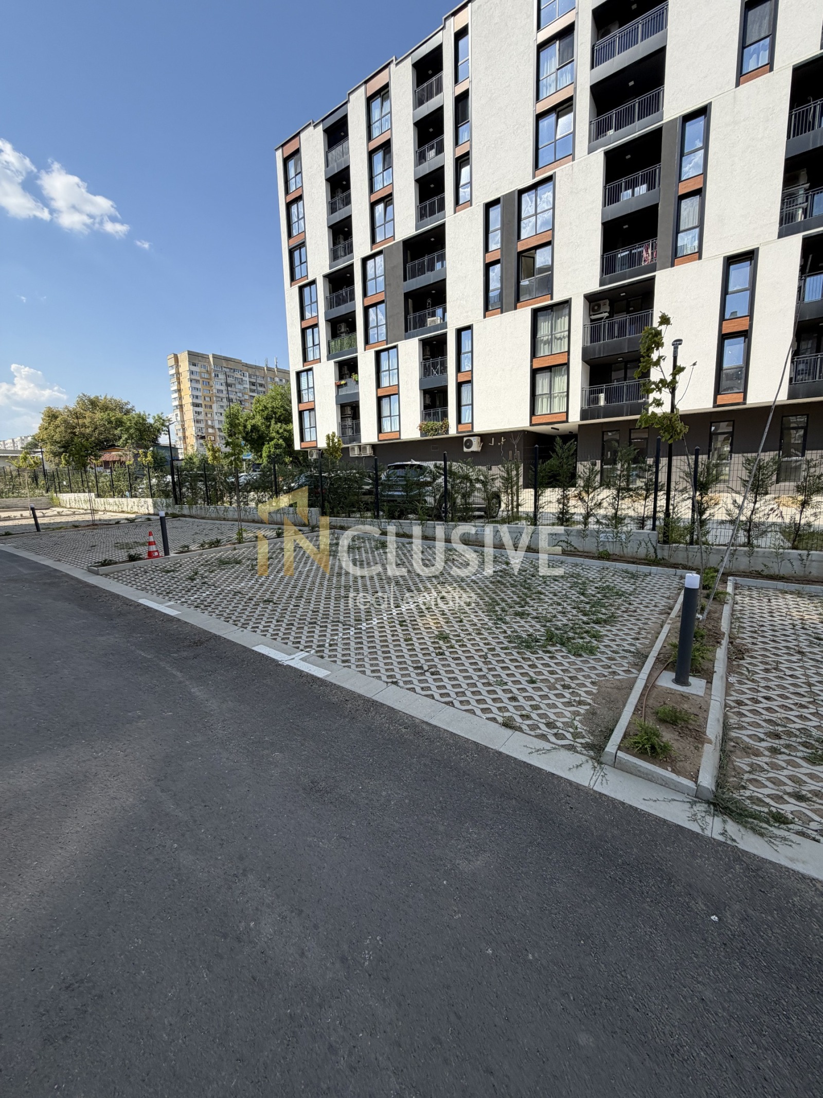Продава ГАРАЖ, ПАРКОМЯСТО, гр. София, Люлин 5, снимка 4 - Гаражи и паркоместа - 55677172