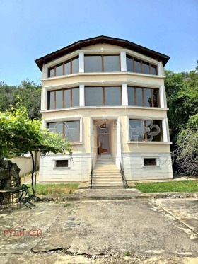 Продава къща град Варна к.к. Златни пясъци - [1] 