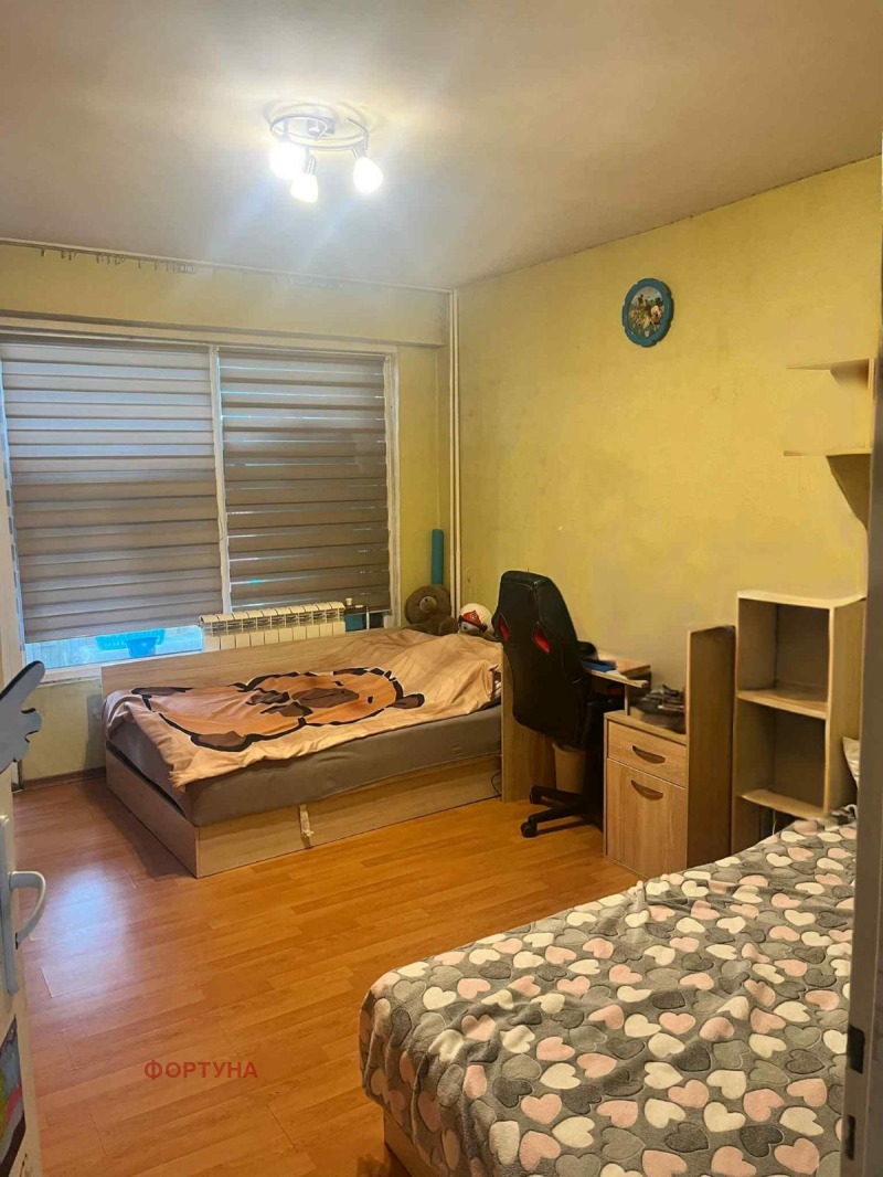 Na sprzedaż  2 sypialnie Ruse , Wazrażdane , 80 mkw | 27279367 - obraz [4]