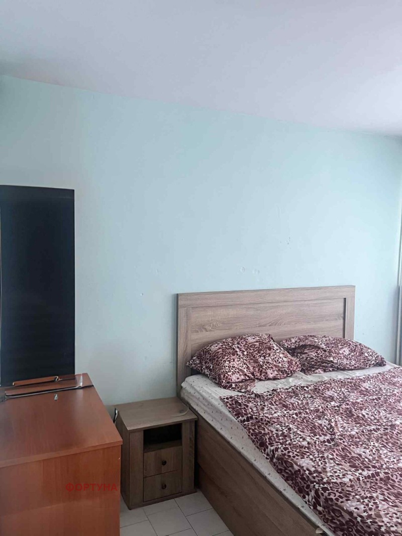 Na sprzedaż  2 sypialnie Ruse , Wazrażdane , 80 mkw | 27279367 - obraz [3]