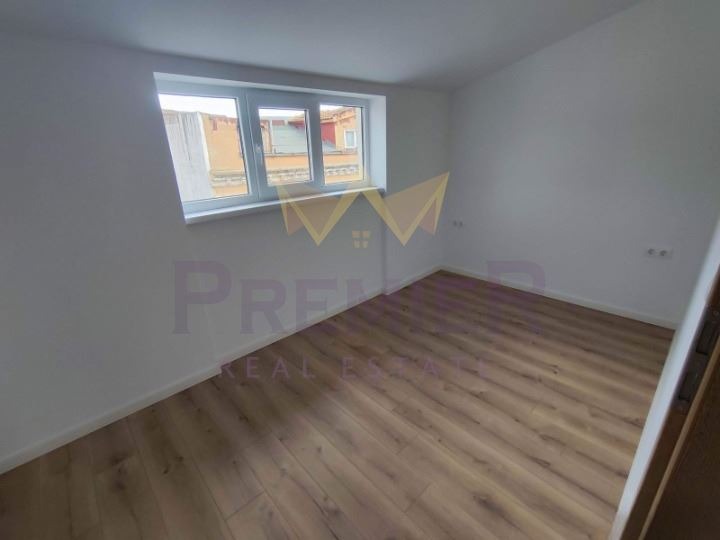 Продава 4-СТАЕН, гр. Варна, Център, снимка 6 - Апартаменти - 55044462