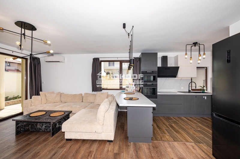 Til salg  Hus region Plovdiv , Belashtitsa , 200 kvm | 75645102