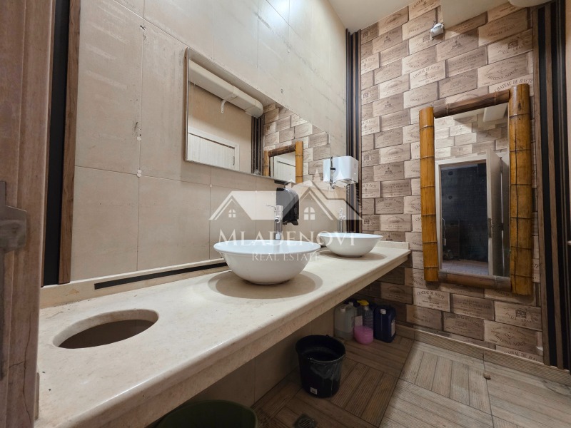 Продава ЗАВЕДЕНИЕ, гр. Бургас, Лазур, снимка 7 - Заведения - 52424961