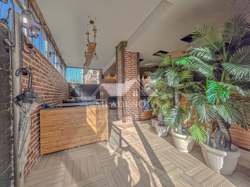 Продава ЗАВЕДЕНИЕ, гр. Бургас, Лазур, снимка 6 - Заведения - 52424961