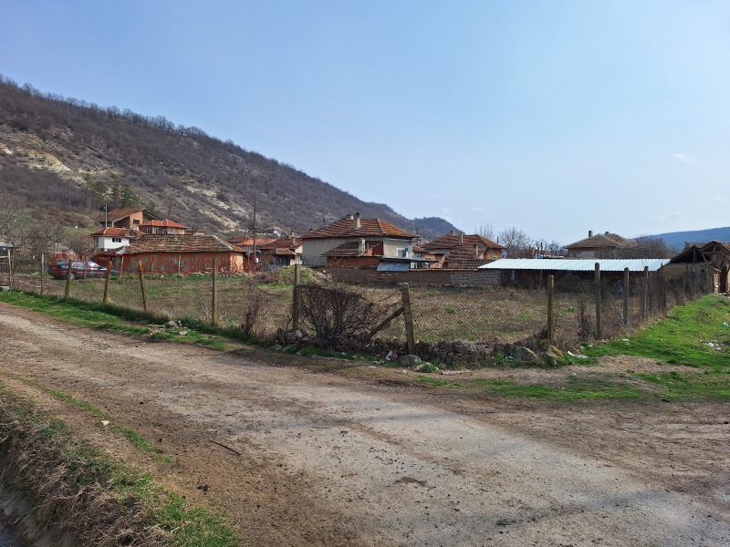 Продава ПАРЦЕЛ, с. Сваленик, област Русе, снимка 9 - Парцели - 53379508