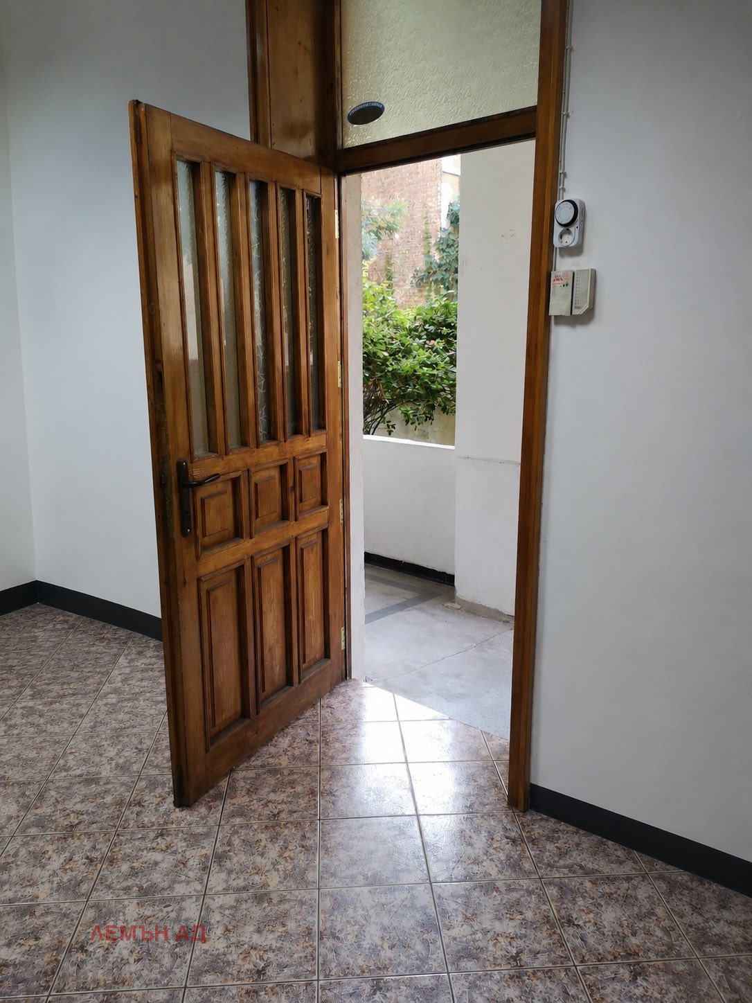 Продава ЕТАЖ ОТ КЪЩА, гр. София, Център, снимка 7 - Етаж от къща - 56520578
