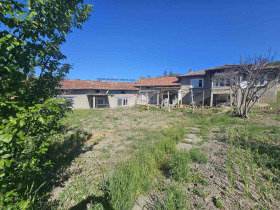 Huis Jankovo, regio Sjoemen