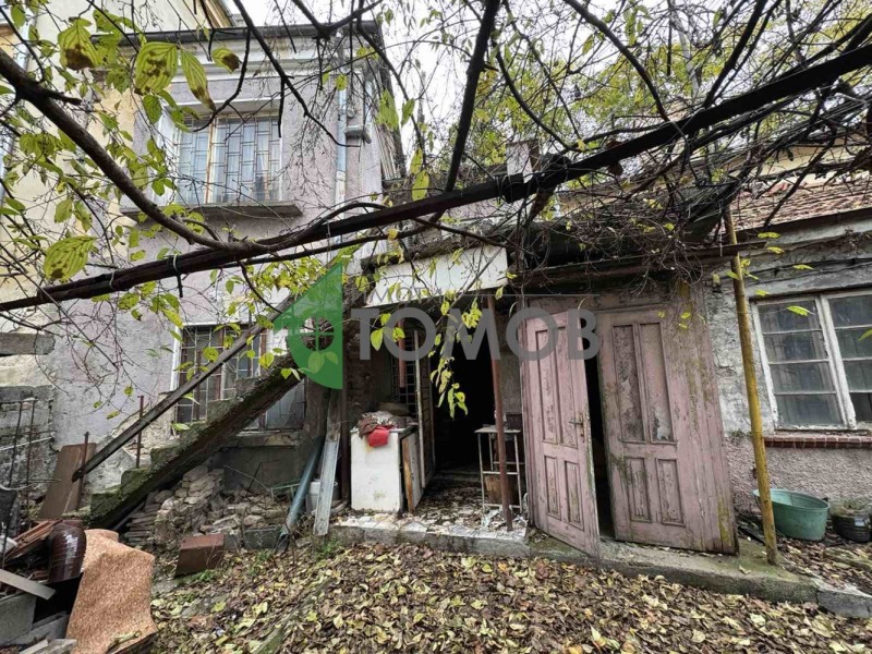 Продава КЪЩА, гр. Шумен, Гривица, снимка 3 - Къщи - 52391478