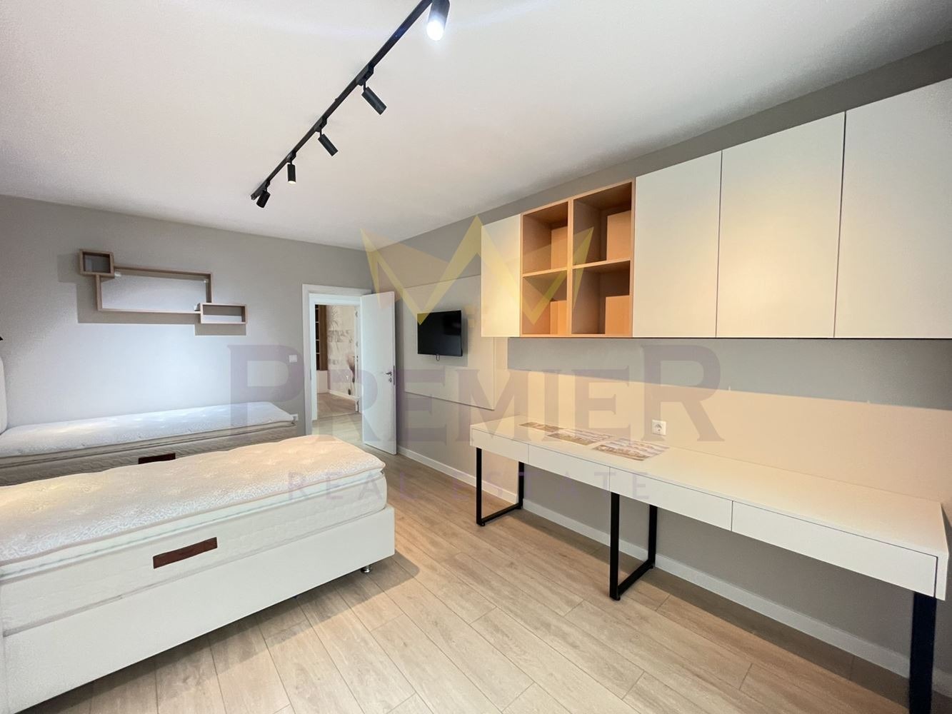 Продава 3-СТАЕН, гр. Варна, Център, снимка 9 - Апартаменти - 53961275