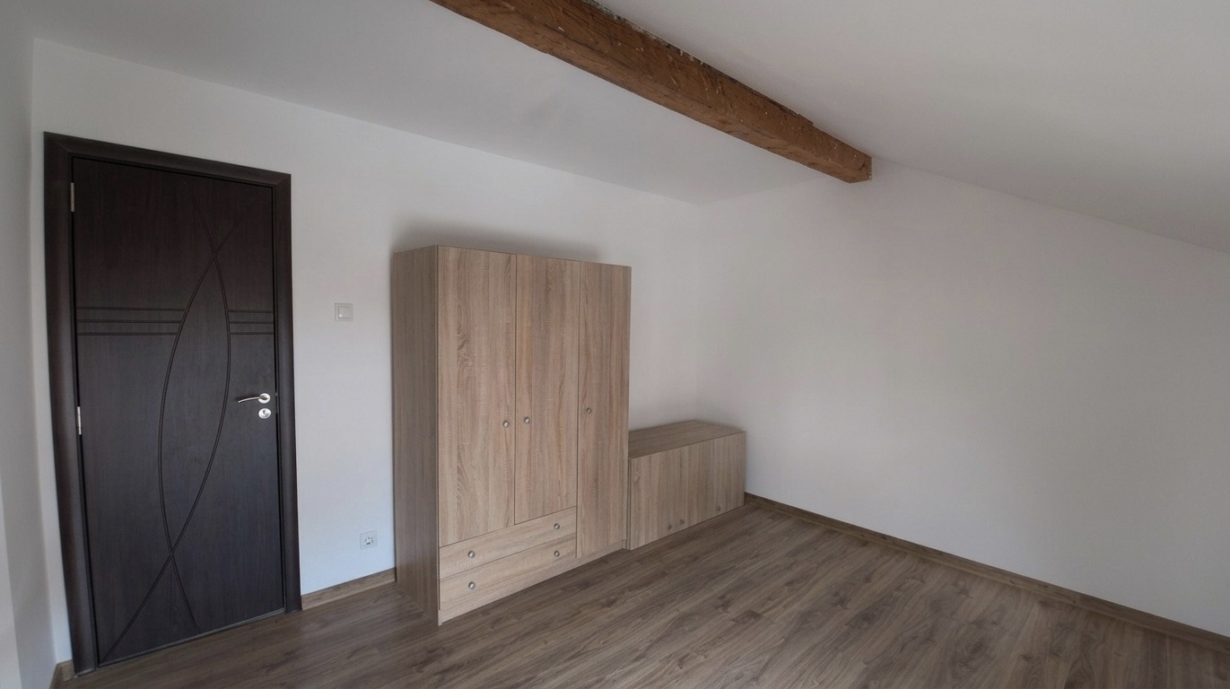 Продава КЪЩА, гр. София, с. Волуяк, снимка 6 - Къщи - 54120951