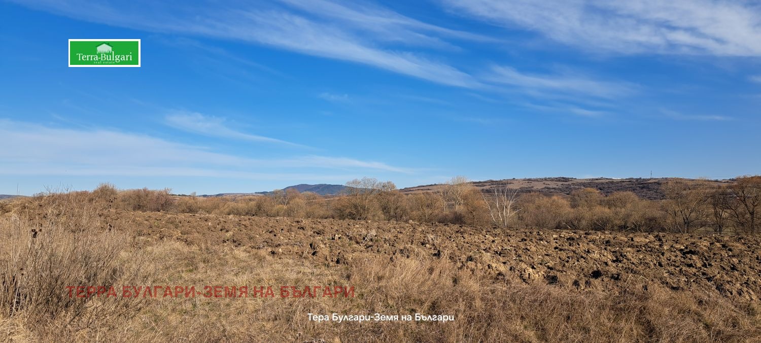 Продава ЗЕМЕДЕЛСКА ЗЕМЯ, с. Витановци, област Перник