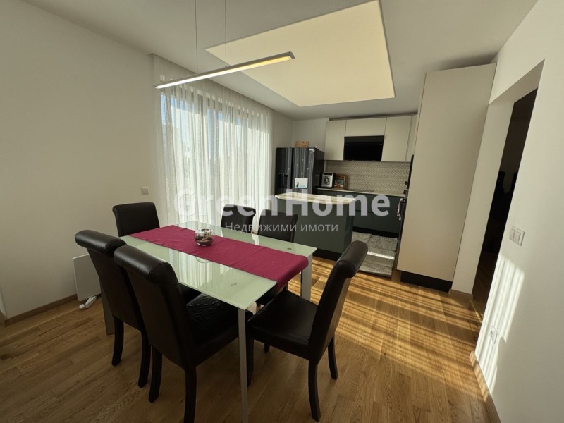 Продава 4-СТАЕН, гр. Варна, Бриз, снимка 2 - Апартаменти - 52985286