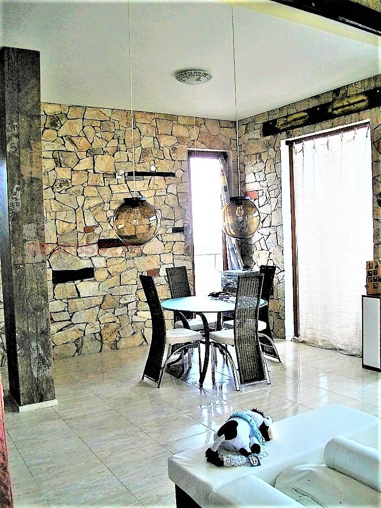 Продава МНОГОСТАЕН, гр. Бургас, Сарафово