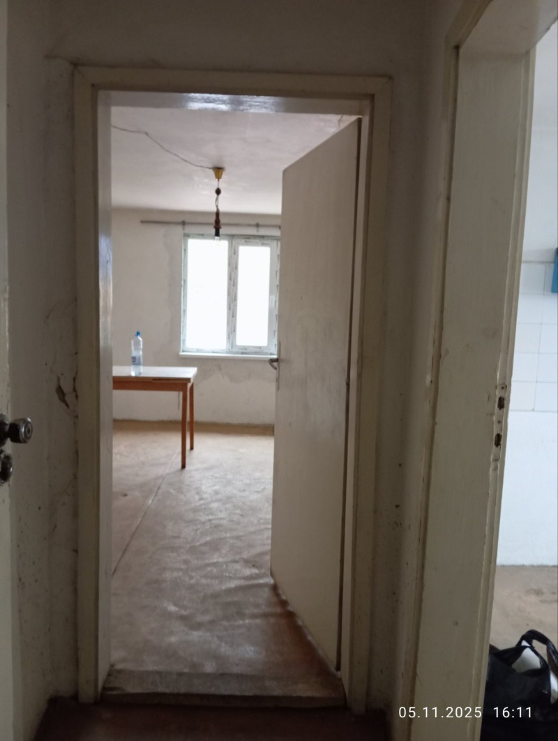 Продава ЕТАЖ ОТ КЪЩА, гр. Кюстендил, Ильо войвода, снимка 6 - Етаж от къща - 52427822