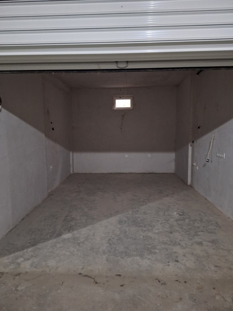Продава  Гараж град Пловдив , Кючук Париж , 20 кв.м | 33166378