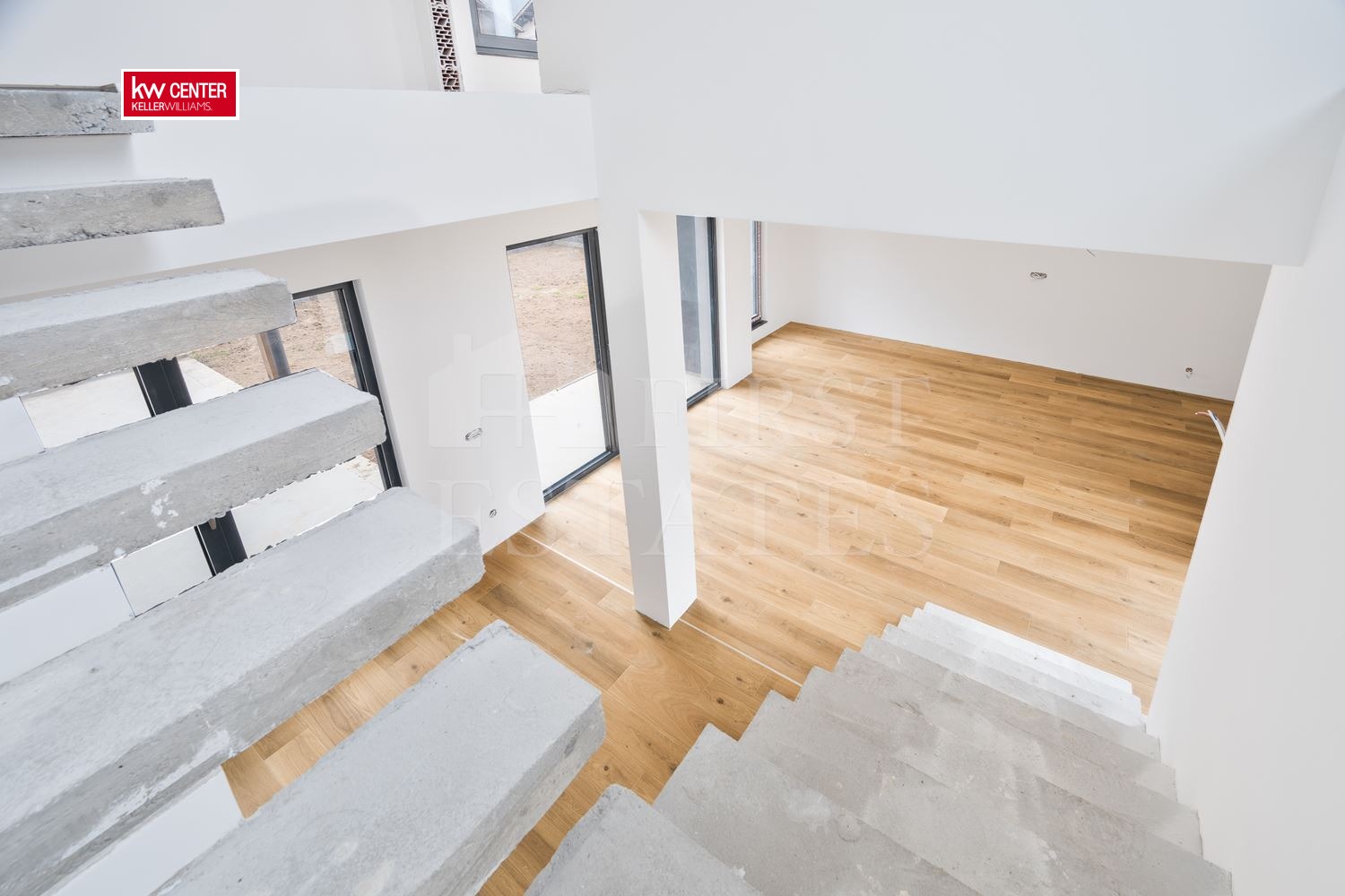 Продава КЪЩА, гр. Сапарева баня, област Кюстендил, снимка 15 - Къщи - 54277046