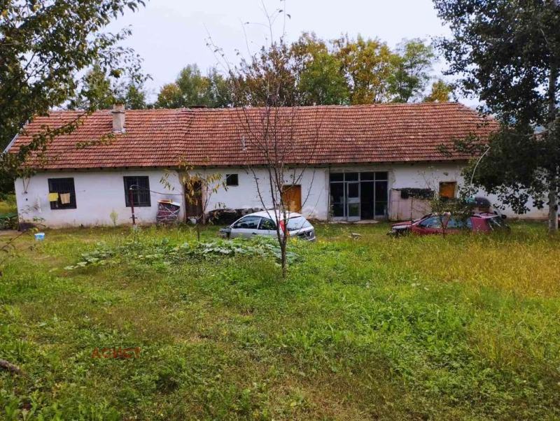 Продава ФЕРМА в област Монтана, гр. Вършец - 7131 кв.м / 170 000 € » 332 491.10 лв., АСИСТ