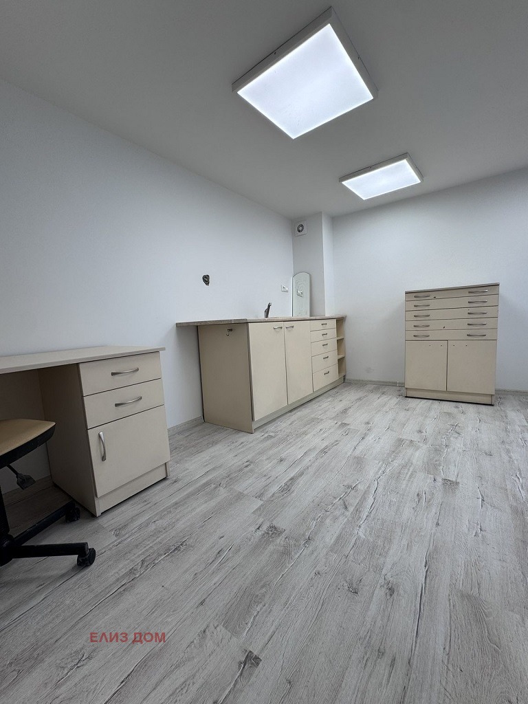 Продава ОФИС, гр. Варна, Център, снимка 5 - Офиси - 53174930