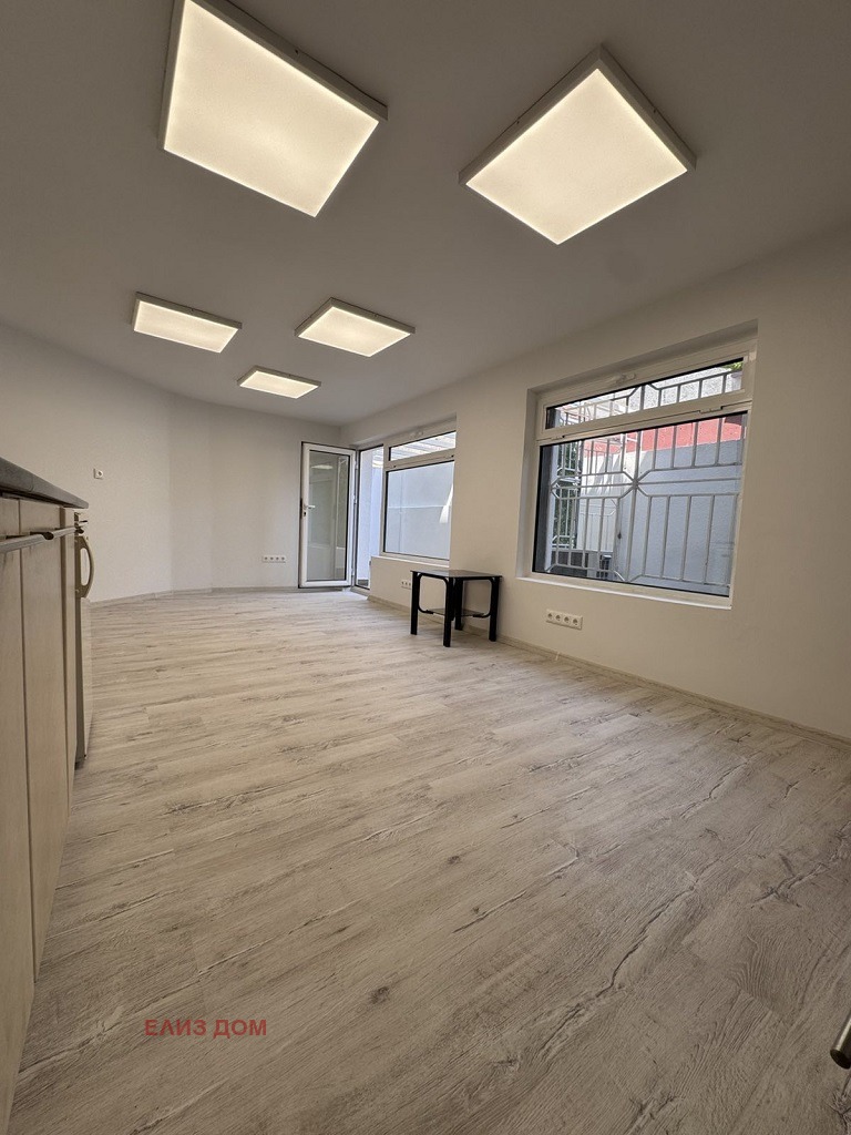 Продава ОФИС, гр. Варна, Център, снимка 6 - Офиси - 53174930