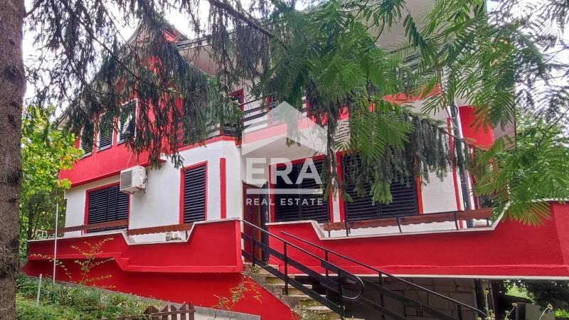 Продава КЪЩА, с. Момино, област Търговище