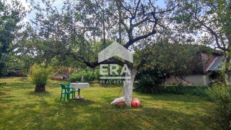 Продава КЪЩА, с. Момино, област Търговище, снимка 6 - Къщи - 52374400