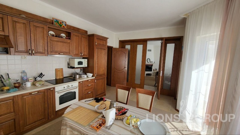 Продава КЪЩА, гр. Варна, Виница, снимка 2 - Къщи - 52730759