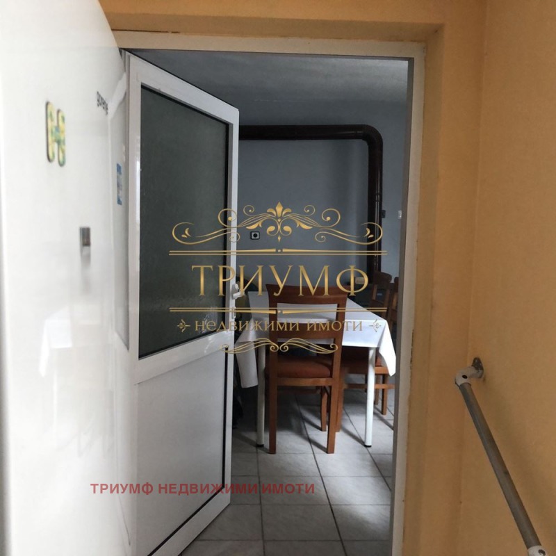 Продава КЪЩА, гр. Варна, Погреби, снимка 2 - Къщи - 53020448