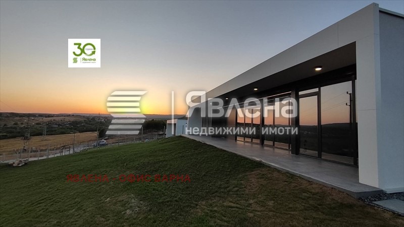 Продава КЪЩА, с. Църква, област Добрич, снимка 11 - Къщи - 54624493