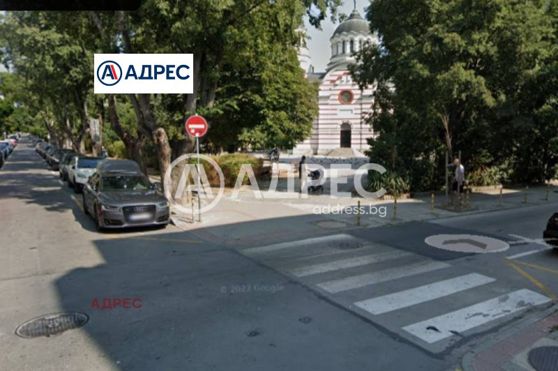 Продава ГАРАЖ, ПАРКОМЯСТО, гр. Варна, Център