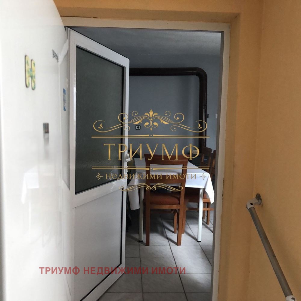 Продава КЪЩА, гр. Варна, Погреби, снимка 2 - Къщи - 53751795