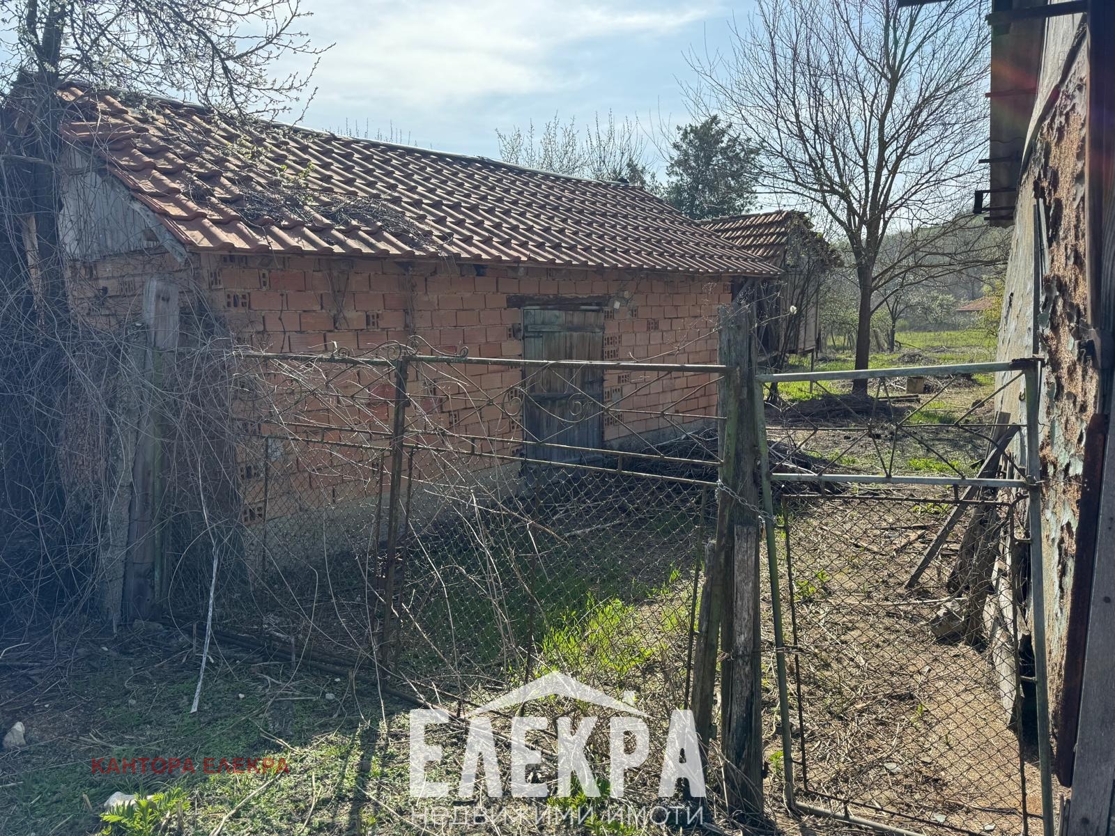 Продава КЪЩА, с. Гроздьово, област Варна, снимка 3 - Къщи - 55296764