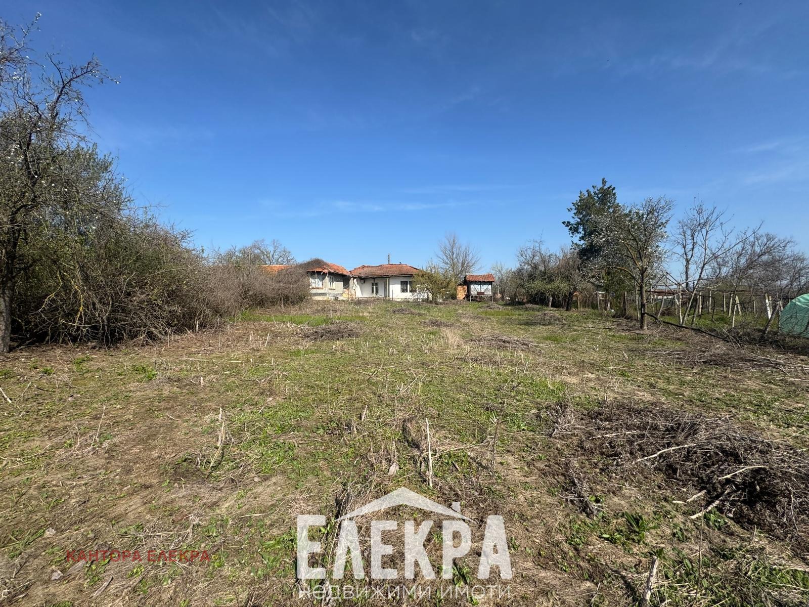 Продава КЪЩА, с. Гроздьово, област Варна, снимка 2 - Къщи - 55296764