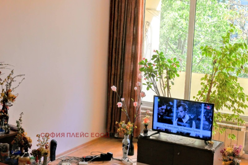 Продава  2-стаен, град София, Люлин 3 •  133 000 EUR • ID 77798739 — holmes.bg - [1] 