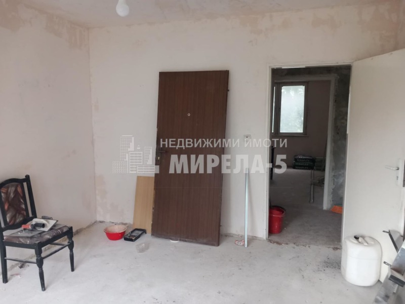 Zu verkaufen  2 Schlafzimmer Ruse , Rodina 2 , 80 qm | 71734382 - Bild [2]