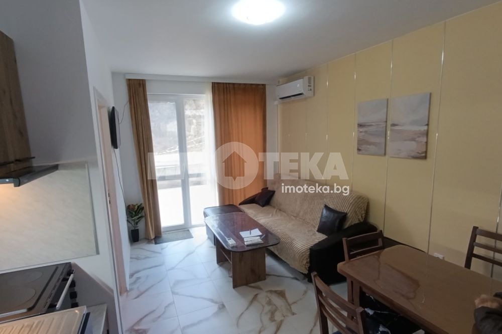 Продава 3-СТАЕН, гр. Варна, к.к. Чайка, снимка 2 - Апартаменти - 53172949