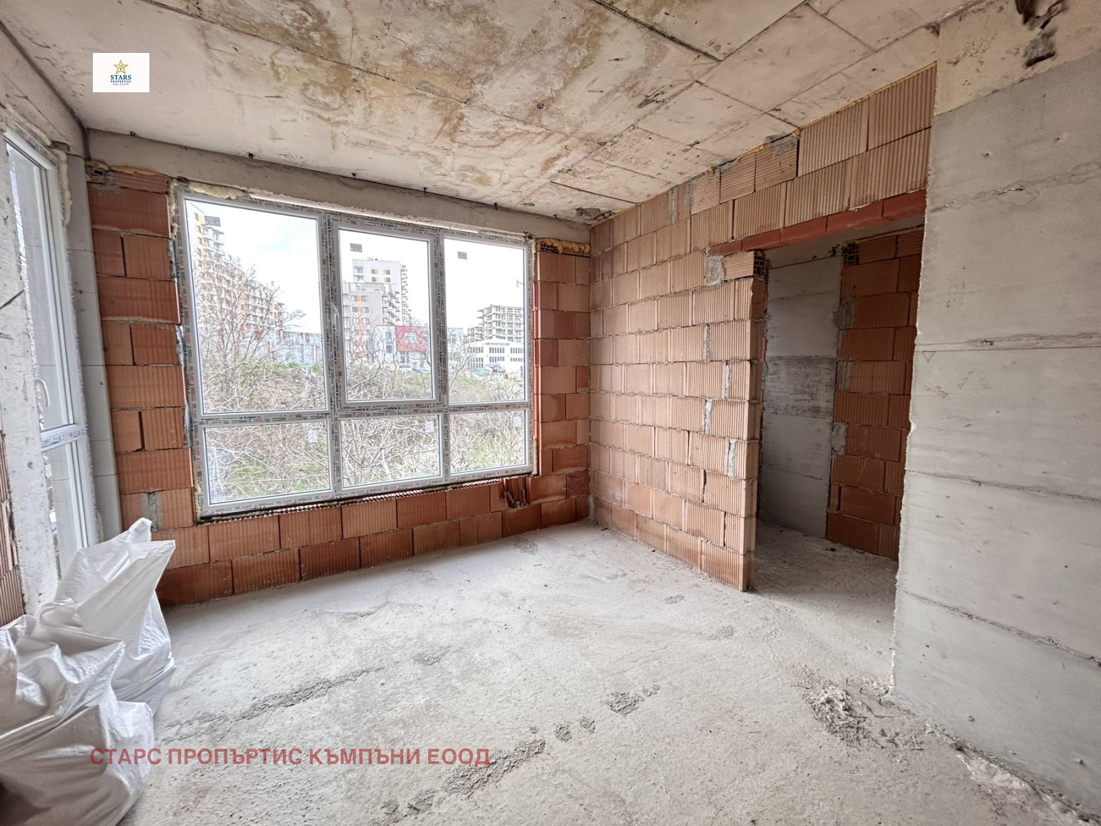 Продава 3-СТАЕН, гр. Варна, Кайсиева градина, снимка 2 - Апартаменти - 54041599