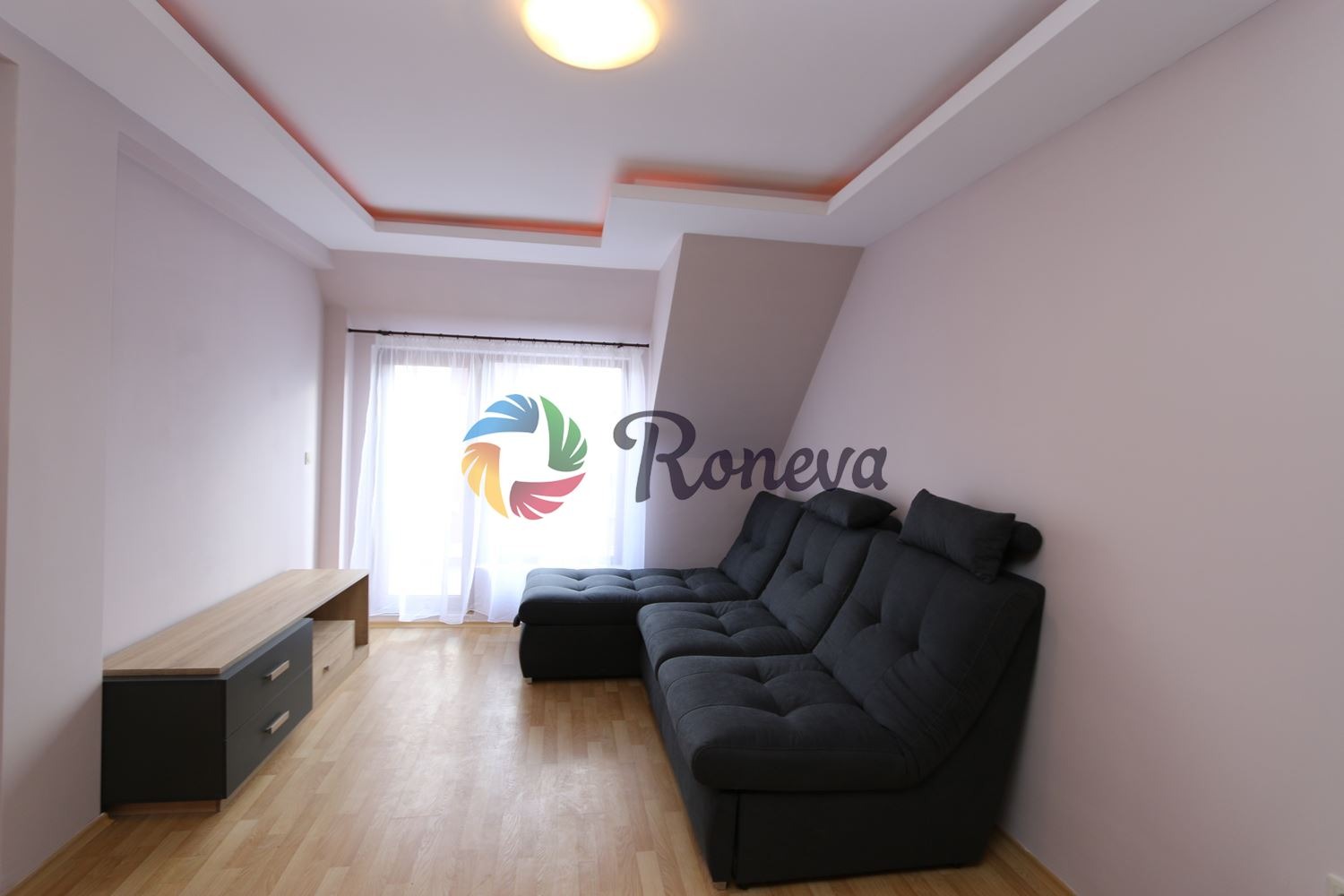 Продава 4-СТАЕН, гр. Варна, Базар Левски, снимка 3 - Апартаменти - 54994762
