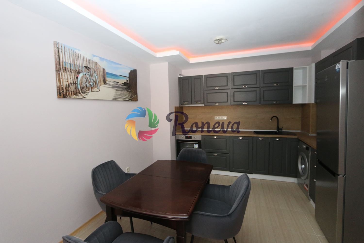 Продава 4-СТАЕН, гр. Варна, Базар Левски, снимка 2 - Апартаменти - 54994762