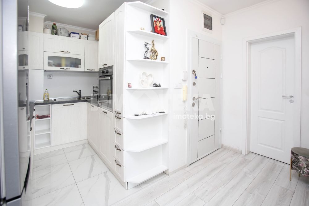 Продава МНОГОСТАЕН, гр. София, Зона Б-19, снимка 7 - Апартаменти - 54352931