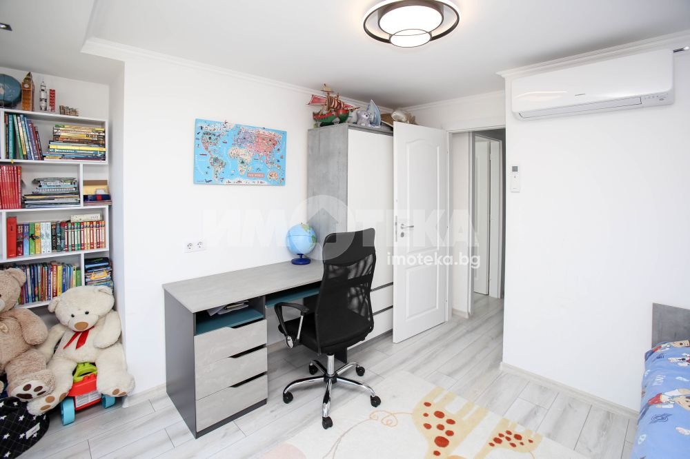 Продава МНОГОСТАЕН, гр. София, Зона Б-19, снимка 14 - Апартаменти - 54352931