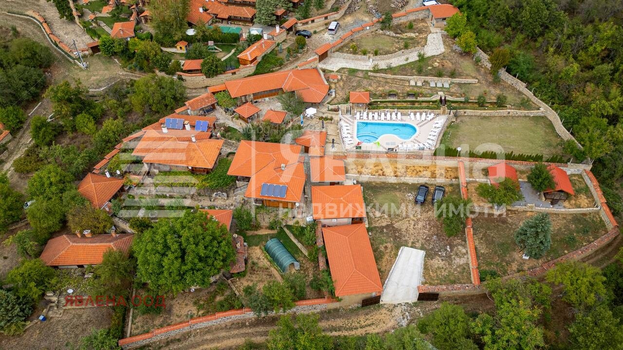 Продава ХОТЕЛ, с. Катунище, област Сливен, снимка 10 - Хотели - 56126206