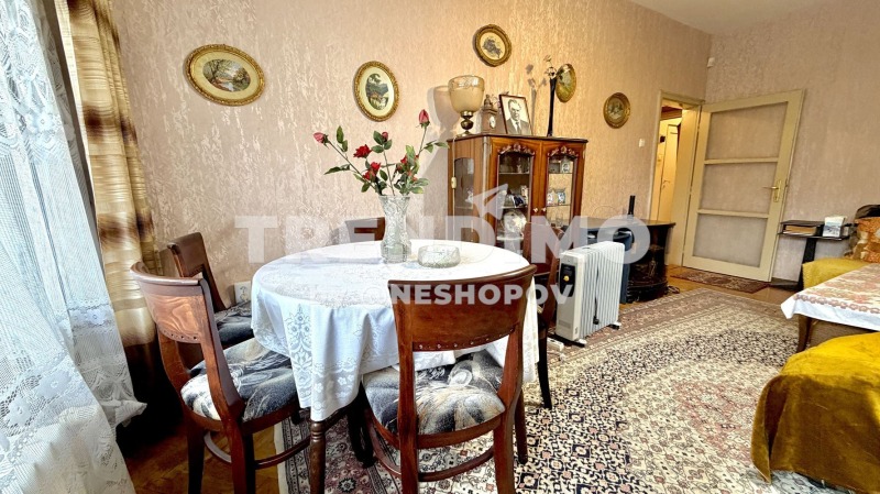 Продава 3-СТАЕН, гр. София, Гоце Делчев